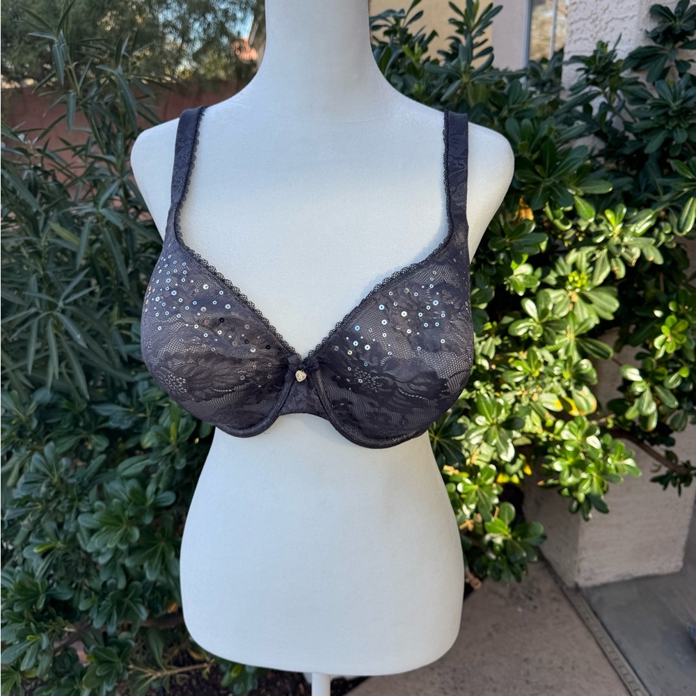 Victoria's Secret Lined Bra 38DD Sequins Grey Lace Lite Pad Underwire Adjust
